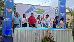 Alcaldes electos siguen tomando posesión de sus cargos