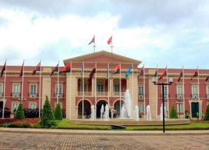 Angola expresa su solidaridad a Maduro