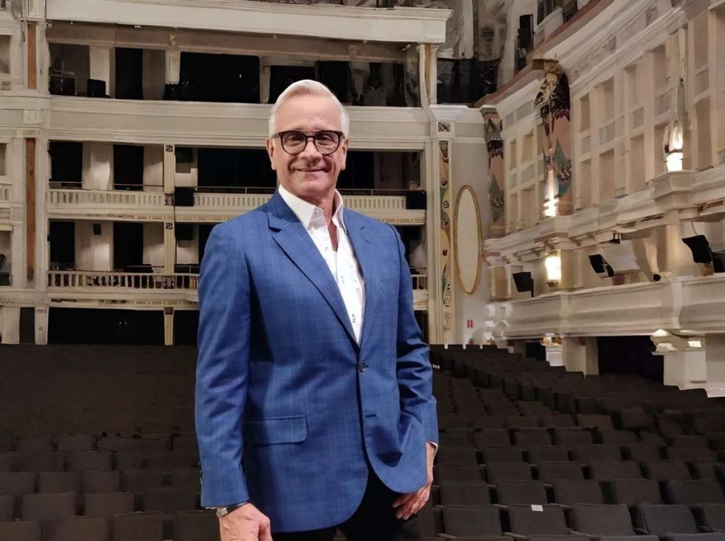 Aroldo Betancourt: "Es especial trabajar con amigos"