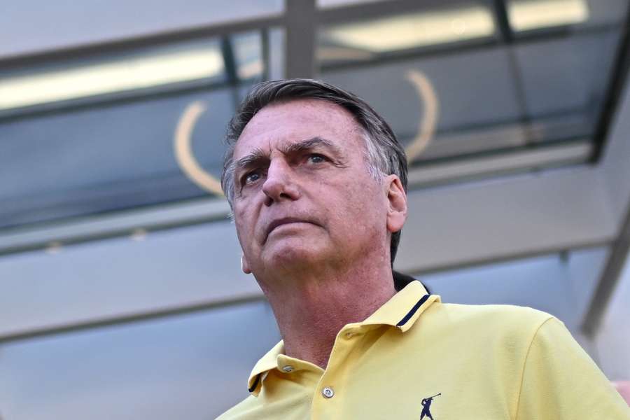 Bolsonaro planeó pedir asilo al gobierno de Milei