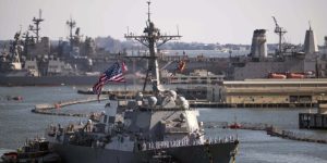 Curazao anunció la cancelación de la visita del destructor de EEUU USS Jason Dunham