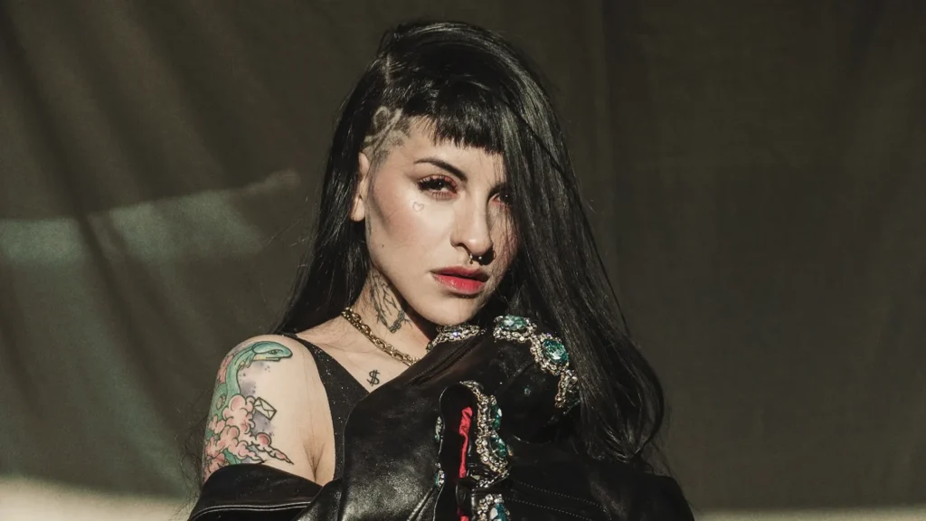 Cazzu vuelve a OnlyFans con foto picante mientras crece la polémica con Christian Nodal