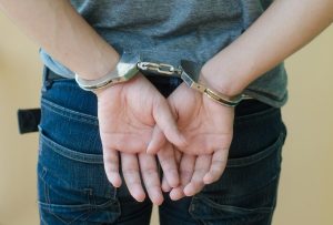 Capturado tras asesinar con cuchillo a su mujer