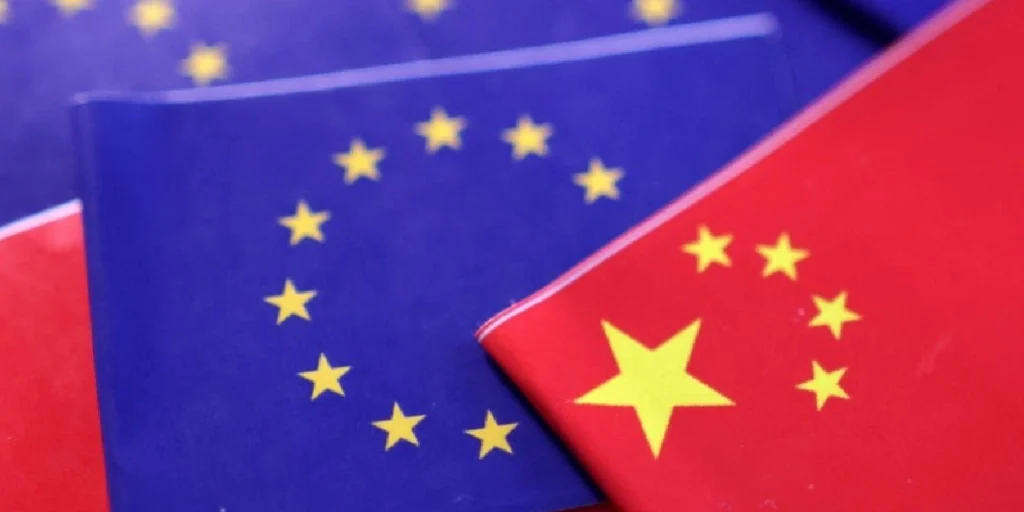 Respondiendo a las nuevas sanciones de la UE, China ataca a dos bancos lituanos