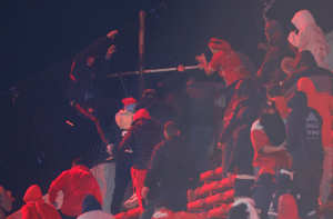 El comunicado de la Conmebol tras la barbarie en Independiente-Universidad de Chile que obligó a la cancelación del juego