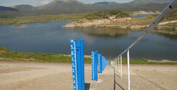 Cubanos resisten también contra una agobiante sequía