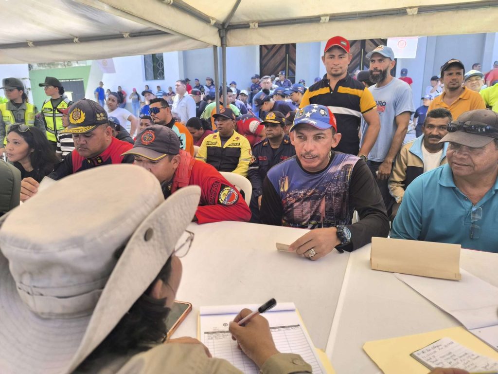 El pueblo en las regiones atendió el llamado al alistamiento