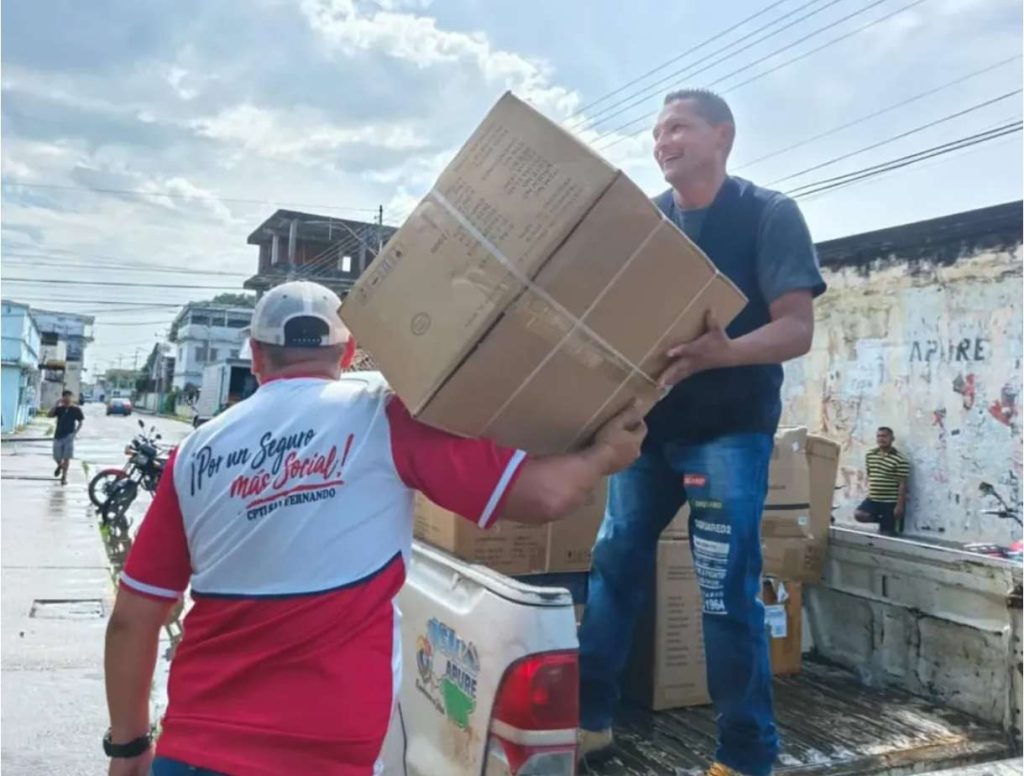 Entregan 18 mil insumos médicos al Hospital Dr. Pablo Acosta Ortiz de Apure