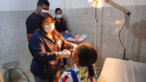 Entregaron prótesis dentales a 38 abuelos de El Morro en Río Caribe 