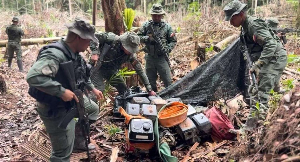 FANB desmanteló campamento de minería ilegal en Amazonas