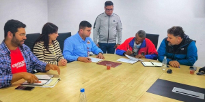 Gobierno activa plan para distribución de mobiliario "hecho en Venezuela"