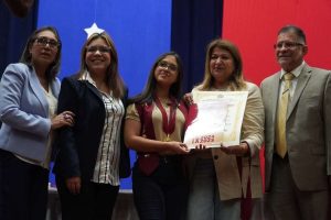 Graduaron a bachilleres en Ciencia y Tecnología
