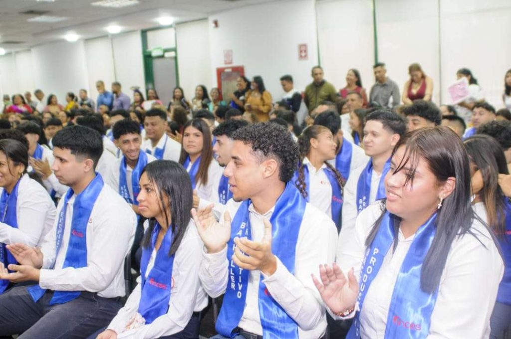 Inces gradúa bachilleres productivos en Falcón, Yaracuy y Zulia