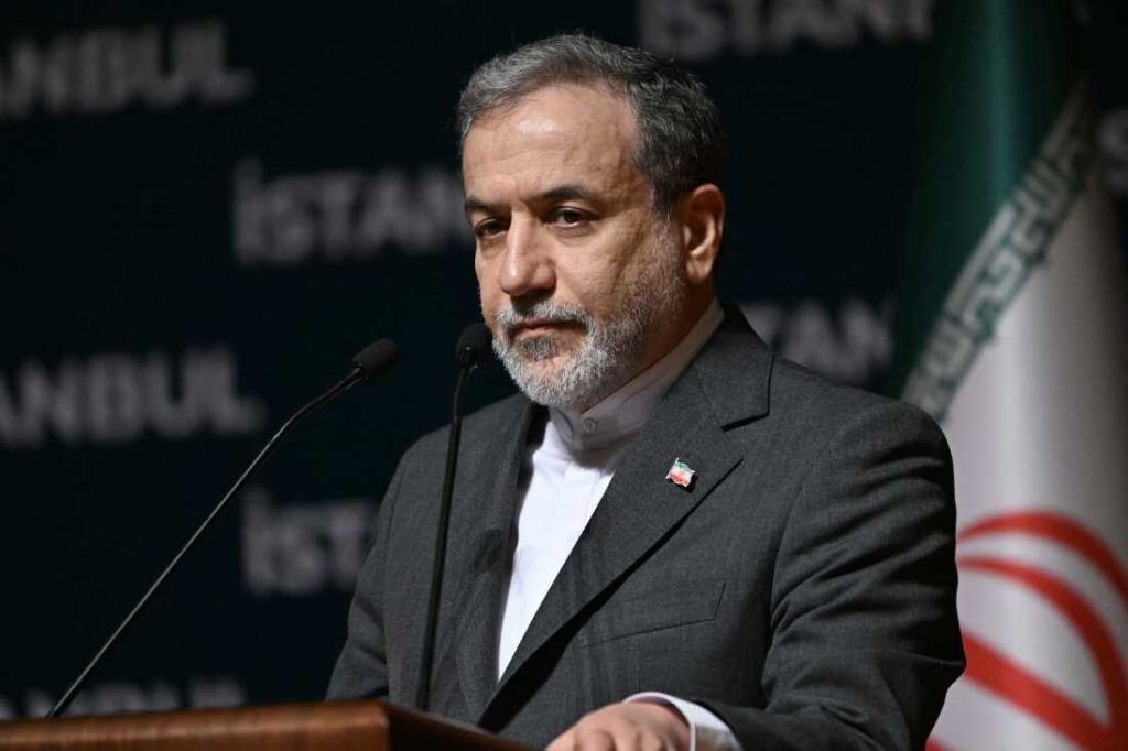 Irán condena por infundadas las sanciones de tres países europeos