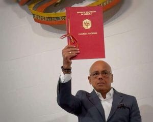 Jorge Rodríguez llama a una ofensiva diplomática contra agresiones de EEUU