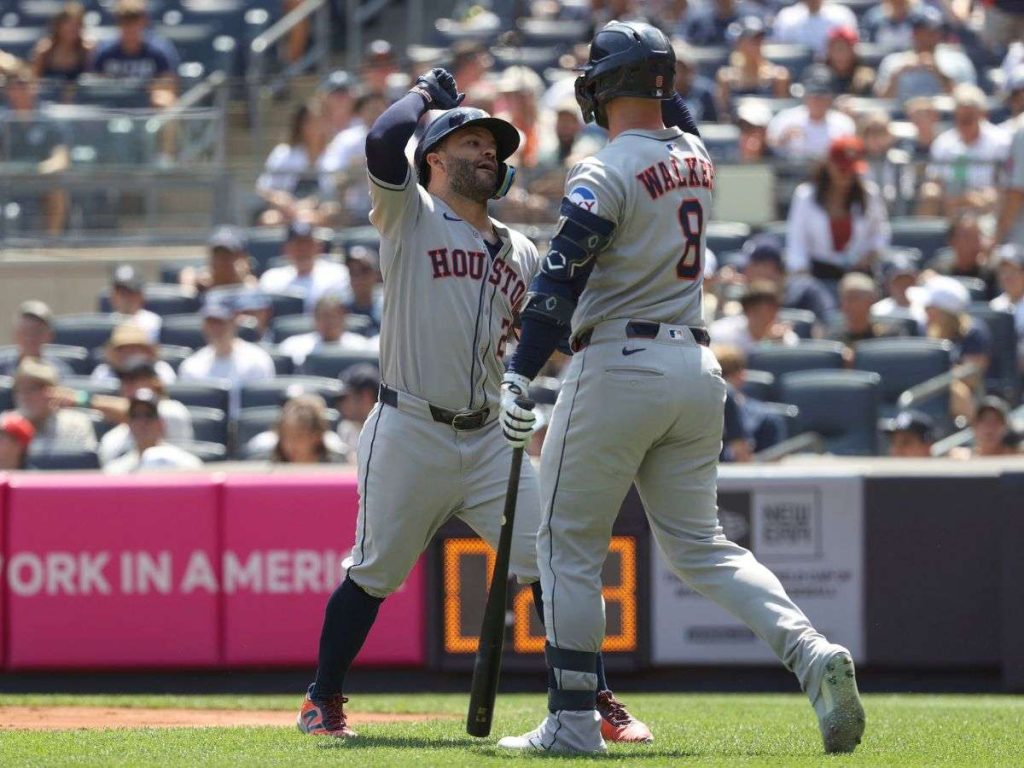 José Altuve alcanzó los 250 jonrones en su carrera