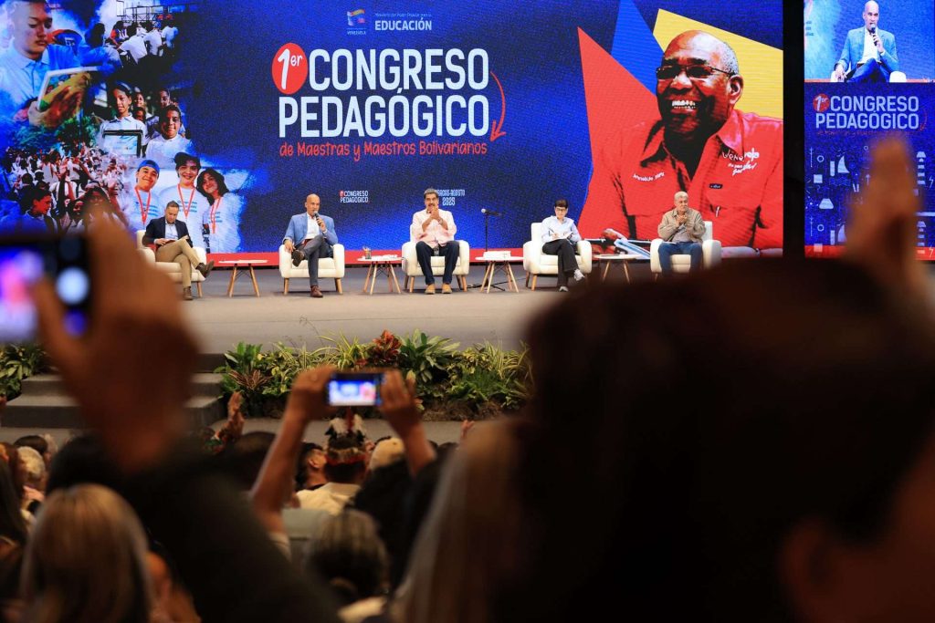 Maduro anuncia inicio del proceso constituyente del movimiento sindical