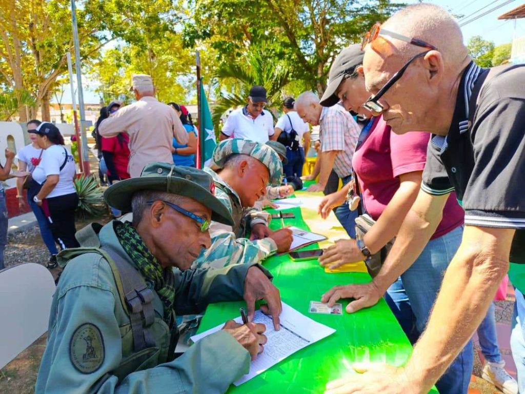 Maduro: el pueblo ha dado un paso al frente en defensa de la Patria