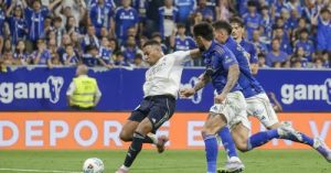Un espectacular doblete de Mbappé da el triunfo al Real Madrid ante Oviedo