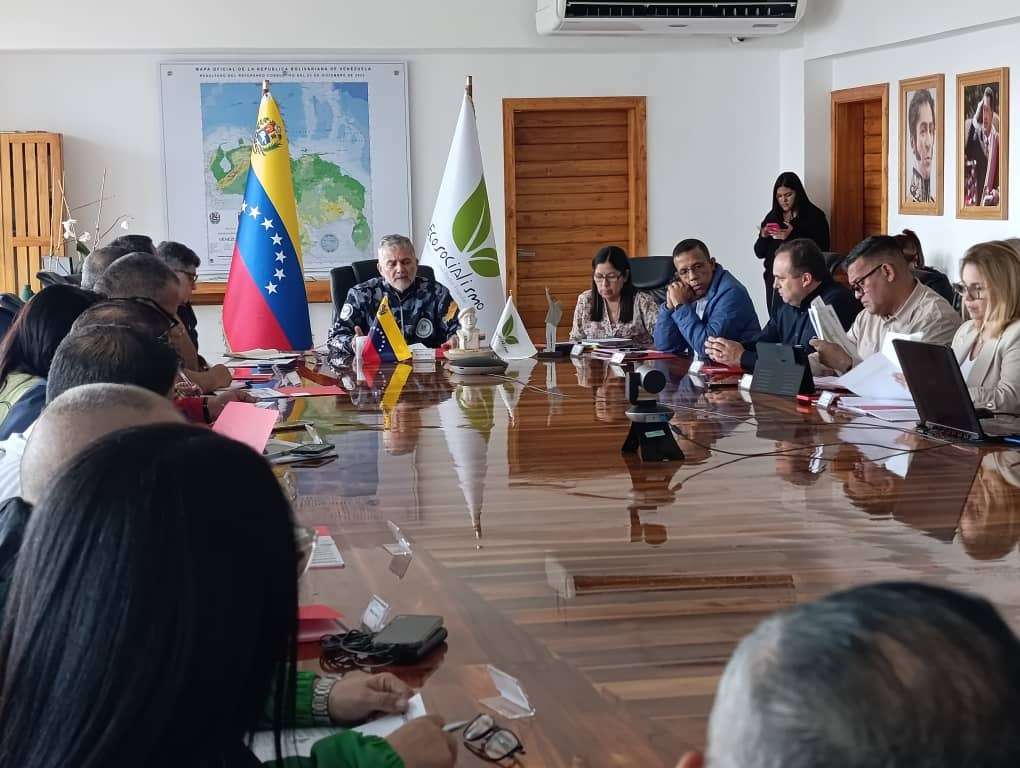 Minec conforma comité técnico para el manejo de desechos sólidos