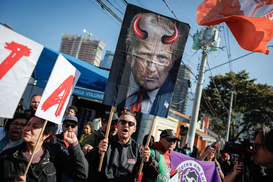 Movimientos sociales plantan cara a los aranceles de Trump en Brasil