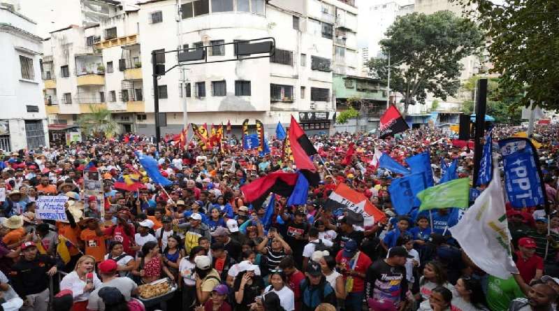 Nahum Fernández: barrios de Caracas y de todo el país exigen respeto a la soberanía