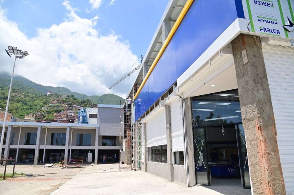 Nuevo centro comercial Plaza Tricolor generará 2.000 empleos en La Guaira