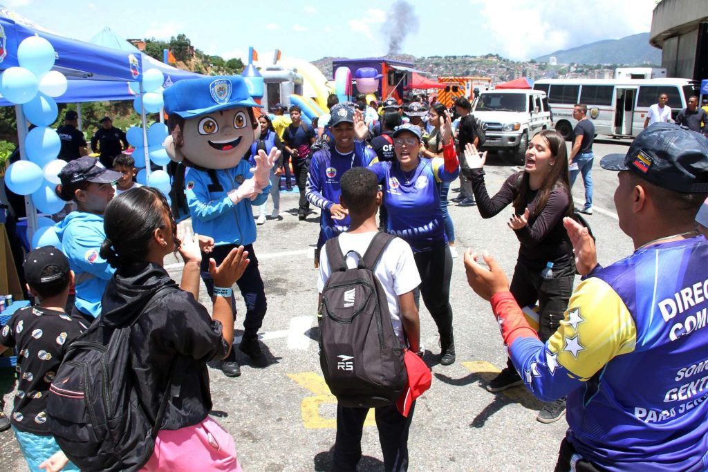 Realizaron Feria por la Paz y la Vida en El Helicoide