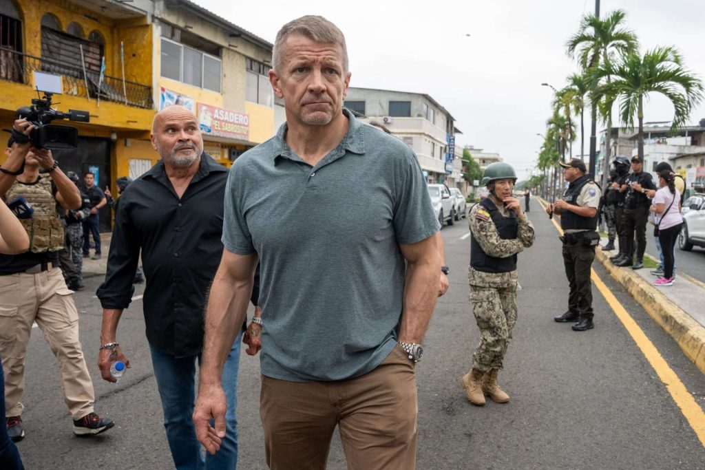 Rechazan presencia de mercenarios de Erik Prince en Haití