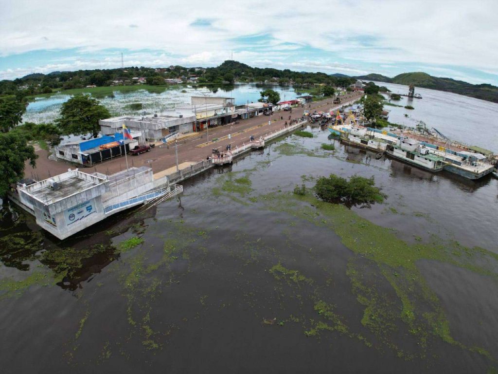 Recuperan puentes colapsados entre Apure y Amazonas