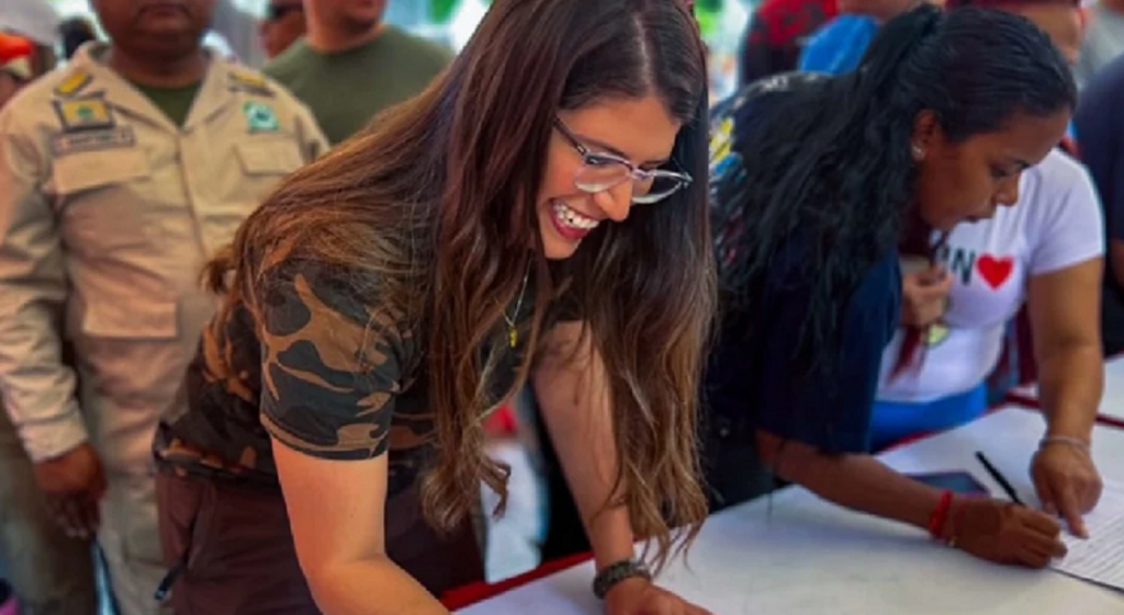 Rosinés Chávez se alistó en la Milicia Bolivariana