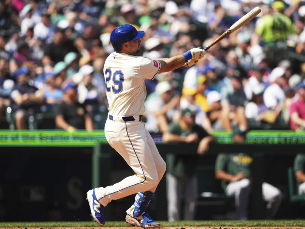 Tras superar a Salvy, Raleigh va por Mantle