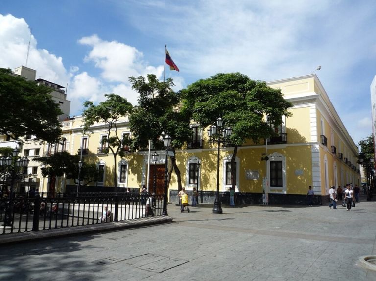 Venezuela felicita a Indonesia por 80° aniversario de su Independencia