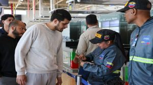 Llega vuelo 58 con otros 110 migrantes venezolanos desde EE. UU.