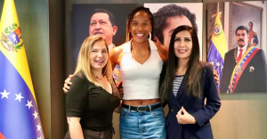 Yulimar Rojas anunció su vuelta a la pista desde la embajada de Venezuela en España