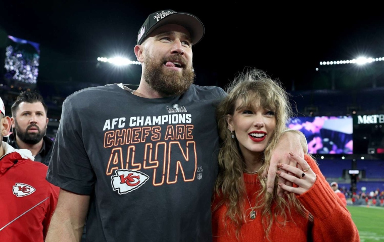 Taylor Swift y Travis Kelce anuncian su compromiso, así fue la romántica propuesta