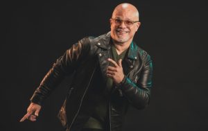 una fusión de humor y salsa fresca