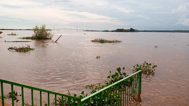 Río Orinoco está a 2 centímetros de llegar a la alerta roja en Ciudad Bolívar