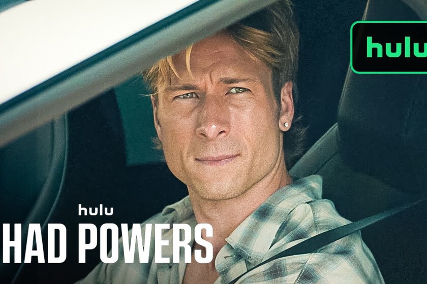 Esta es una de las comedias televisivas que más quiero ver este año. Glen Powell hace un 'Sra. Doubtfire' en el tráiler de 'Chad Powers'