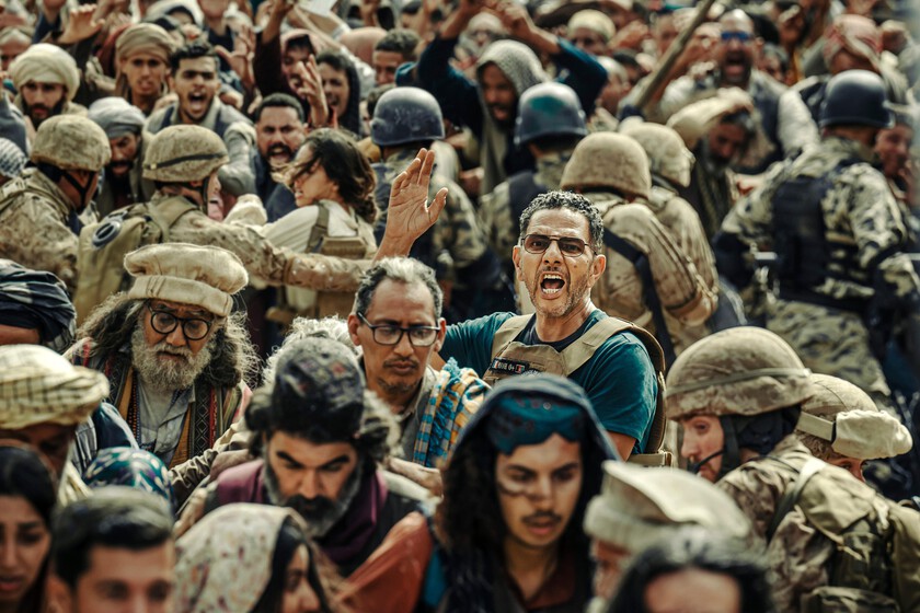 13 días 13 noches (2025) crítica - El blockbuster francés vuelve a plantar cara a Hollywood con un thriller político-bélico electrizante