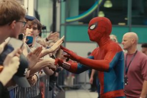 Tom Holland tendrá en cuenta la opinión de los fans en internet para rodar 'Spider-Man 6'. Pero creo que cualquiera con dos dedos de frente evitaría hacerlo