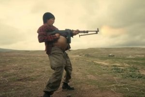 Las primeras reacciones de 'Una batalla tras otra' la dejan como la mejor película del año. Incluso Steven Spielberg cree que lo último de Paul Thomas Anderson es "realmente increíble"