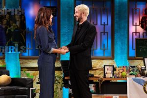 la visita de Mariló Montero acabó en una batalla campal que les obligó a posicionarse