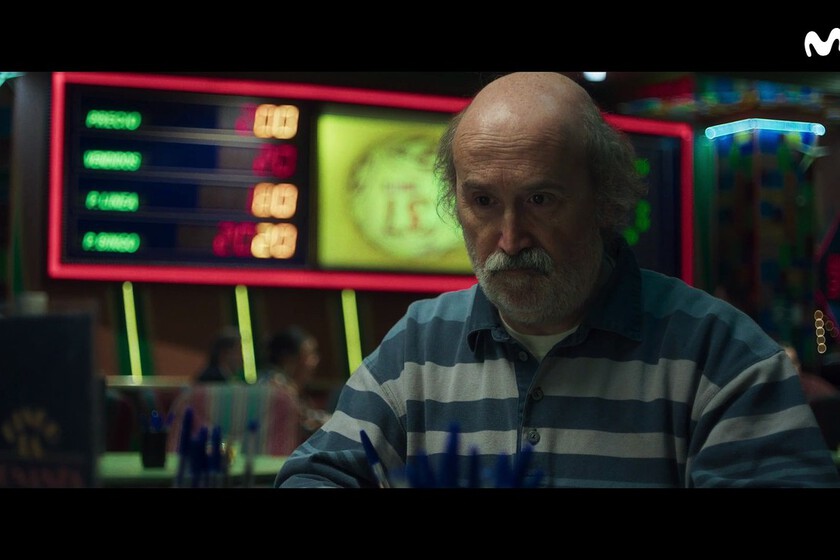 Después de 'Celeste', su creador se reúne con Javier Cámara para adentrarse en un "mundo aún más gris": el del bádminton. Tráiler y fecha de estreno de 'Yakarta'