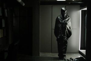 David Cronenberg ha regresado de la mejor forma con un thriller de ciencia ficción obsesionado con la carne, el amor y la Inteligencia Artificial