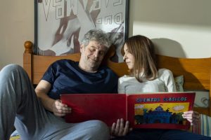 'Poquita fe', temporada 2 (2025), crítica | Sigue siendo la mejor comedia española de la década. Una hilarante radiografía de la clase media que confía en la inteligencia del espectador