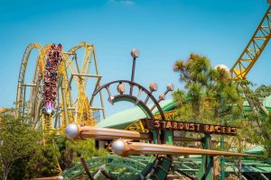 Fallece un hombre en una de las principales montañas rusas de Universal Epic Universe, marcando la primera tragedia del parque en solo cuatro meses