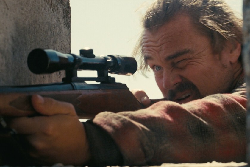 Leonardo DiCaprio en albornoz a tiro limpio es todo lo que necesitamos. Lo mejor y lo peor de los estrenos de cine