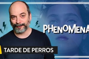 La calma se vuelve inquietante entre chimpancés, millones de larvas y melodías de Iron Maiden. Por qué 'Phenomena' es la película más rara y fascinante de Dario Argento