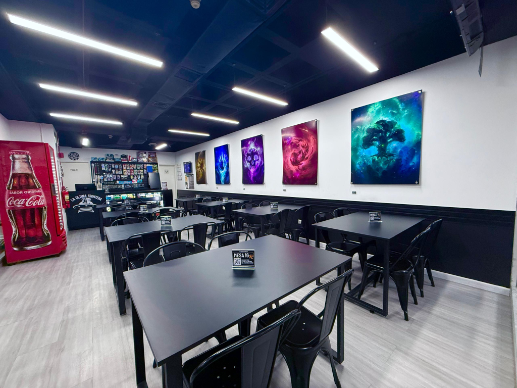 Así es la Comunidad de los TCG en Caracas: La Última Frontera